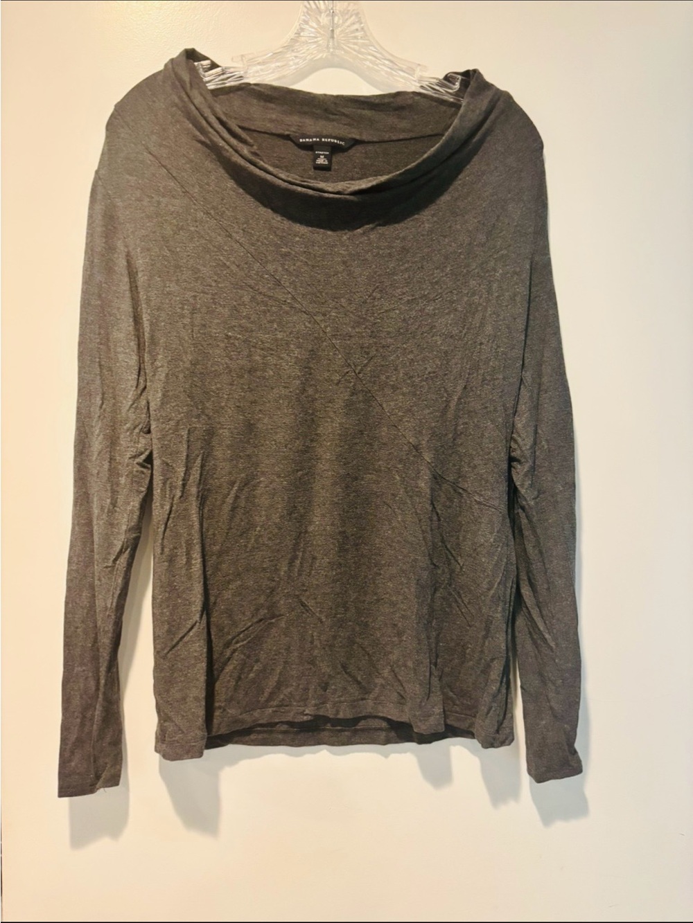 BANANA REPUBLIC, Gray Long-Sleeve Cowl Neck Top, Size M